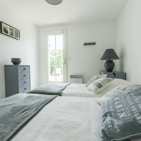 Maison De Plain Pied Avec Jardin Clos Pour 6 Personnes - Fr-1-835-26 Holiday home Sainte-Marie-de-Re