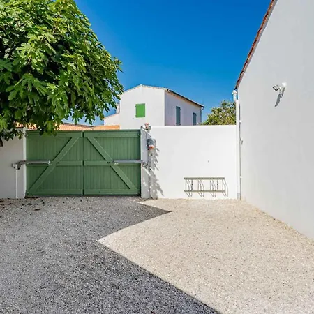 Maison De Plain Pied Avec Jardin Clos Pour 6 Personnes - Fr-1-835-26 * Sainte-Marie-de-Ré